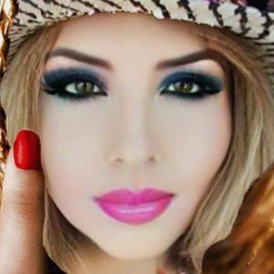 Meet your Posher, Ana